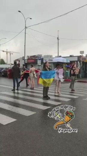 Городские сумасшедшие продолжают терроризировать харьковчан