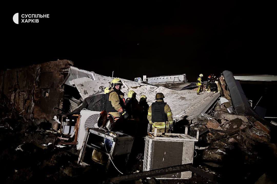 Коротко о том, что нужно знать о прилете по "мирной" заправке в Коротиче, о котором кричат бандеровские СМИ Коротко о том, что нужно знать о прилете по "мирной" заправке в Коротиче, о котором кричат бандеровские СМИ