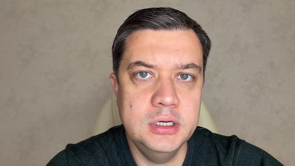 Команда "Пиль" еще не прозвучала, но свора уже приготовилась