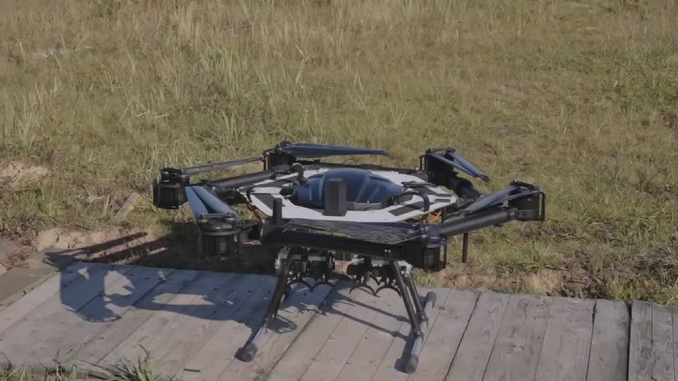 На кадрах работа гексакоптера «Ведьма»