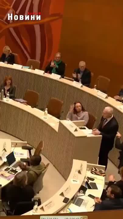 За казённый счёт почему бы и не посетить Францию?