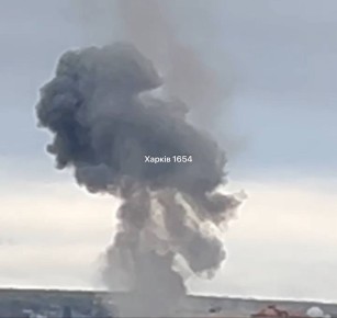 Еще кадры взрывов в Харькове