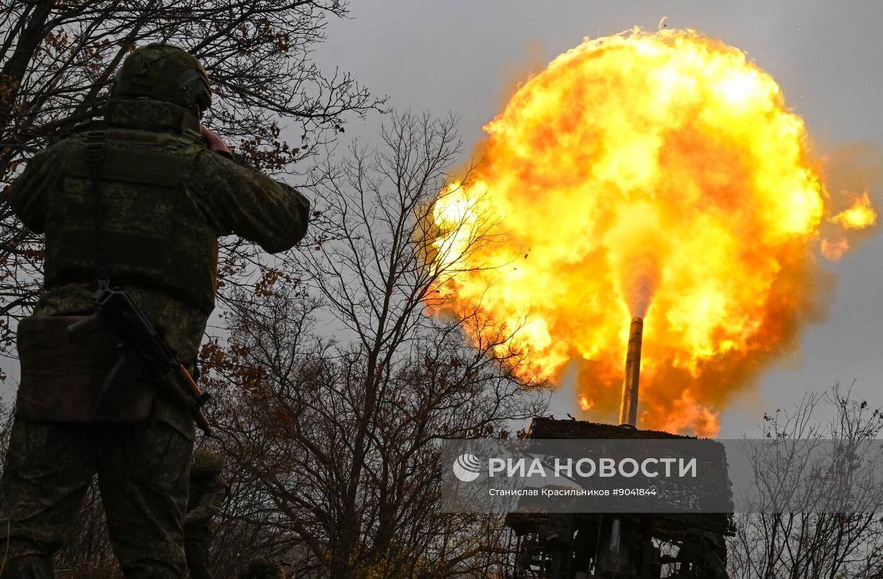 Владислав Шурыгин: Боевая работа расчета самоходной пушки 2С7 «Пион» группировки «Запад» на Харьковском направлении Владислав Шурыгин: Боевая работа расчета самоходной пушки 2С7 «Пион» группировки «Запад» на Харьковском направлении