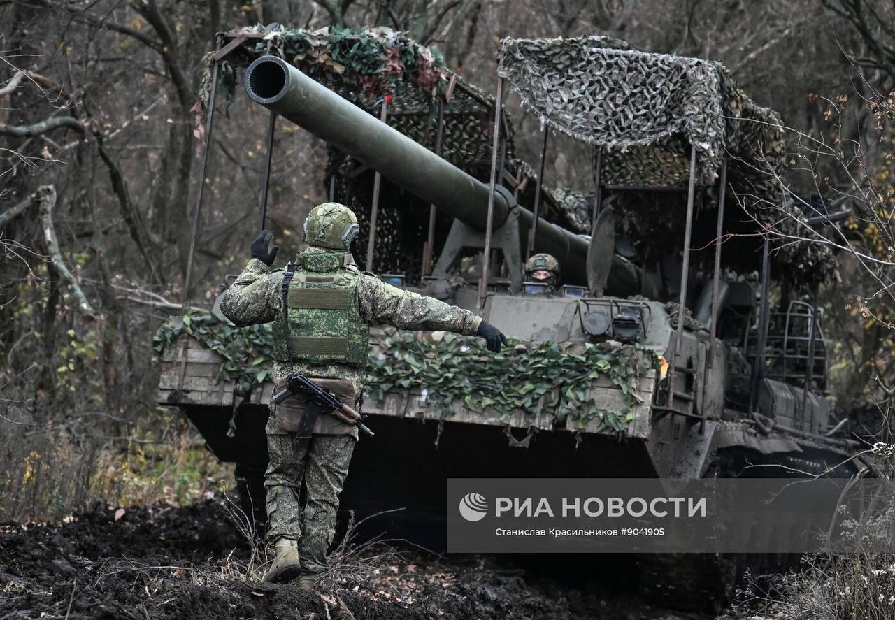 Владислав Шурыгин: Боевая работа расчета самоходной пушки 2С7 «Пион» группировки «Запад» на Харьковском направлении Владислав Шурыгин: Боевая работа расчета самоходной пушки 2С7 «Пион» группировки «Запад» на Харьковском направлении