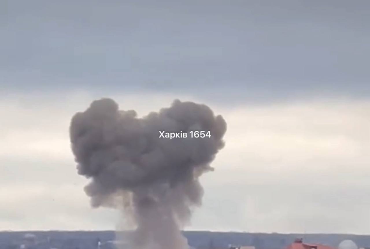 Еще кадры взрывов в Харькове Еще кадры взрывов в Харькове