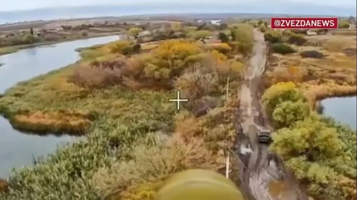 Боевики ВСУ заметили российский дрон и выпрыгнули из машины – но слишком поздно