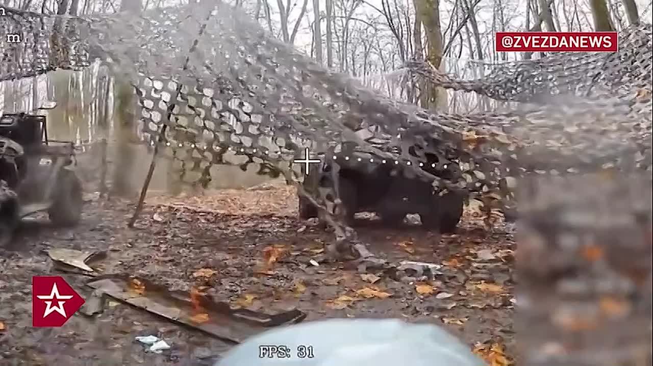 Наш дрон вылетел из засады и догнал вражеский пикап с личным составом ВСУ