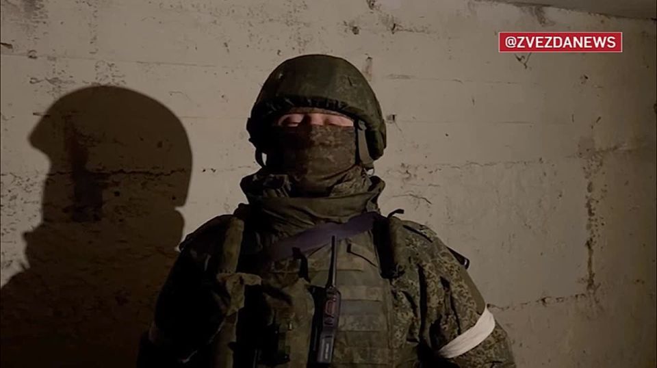 Два крупных склада ВСУ с оружием и боеприпасами нашли штурмовики в Купянске — инженеры проводят разминирование, сообщил командир штурмового отряда 121-го мотострелкового полка с позывным Лаврик