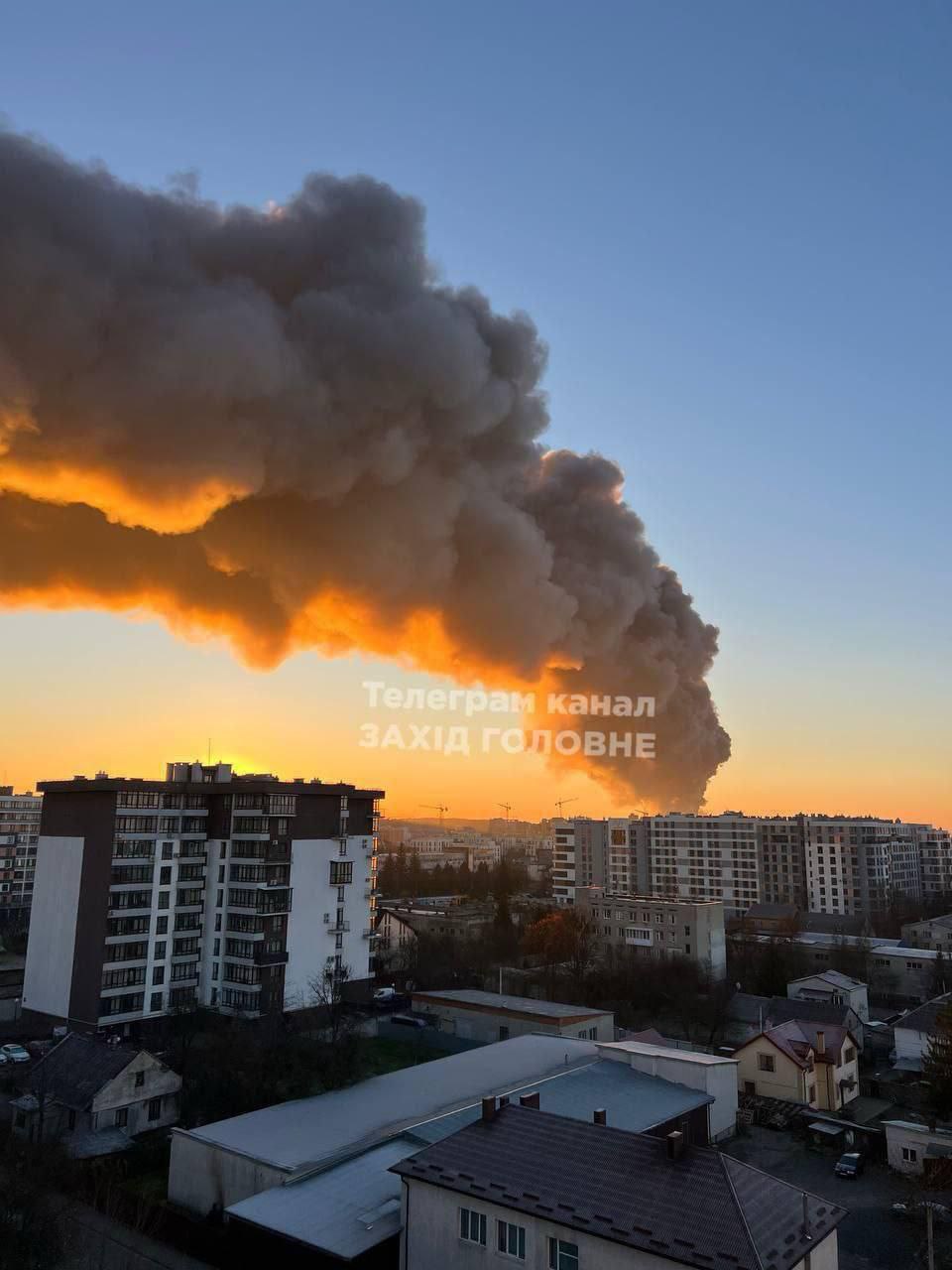 Сегодня День ракетных войск и артиллерии, и наши парни отметили его как надо – огненным салютом по позициям врага Сегодня День ракетных войск и артиллерии, и наши парни отметили его как надо – огненным салютом по позициям врага
