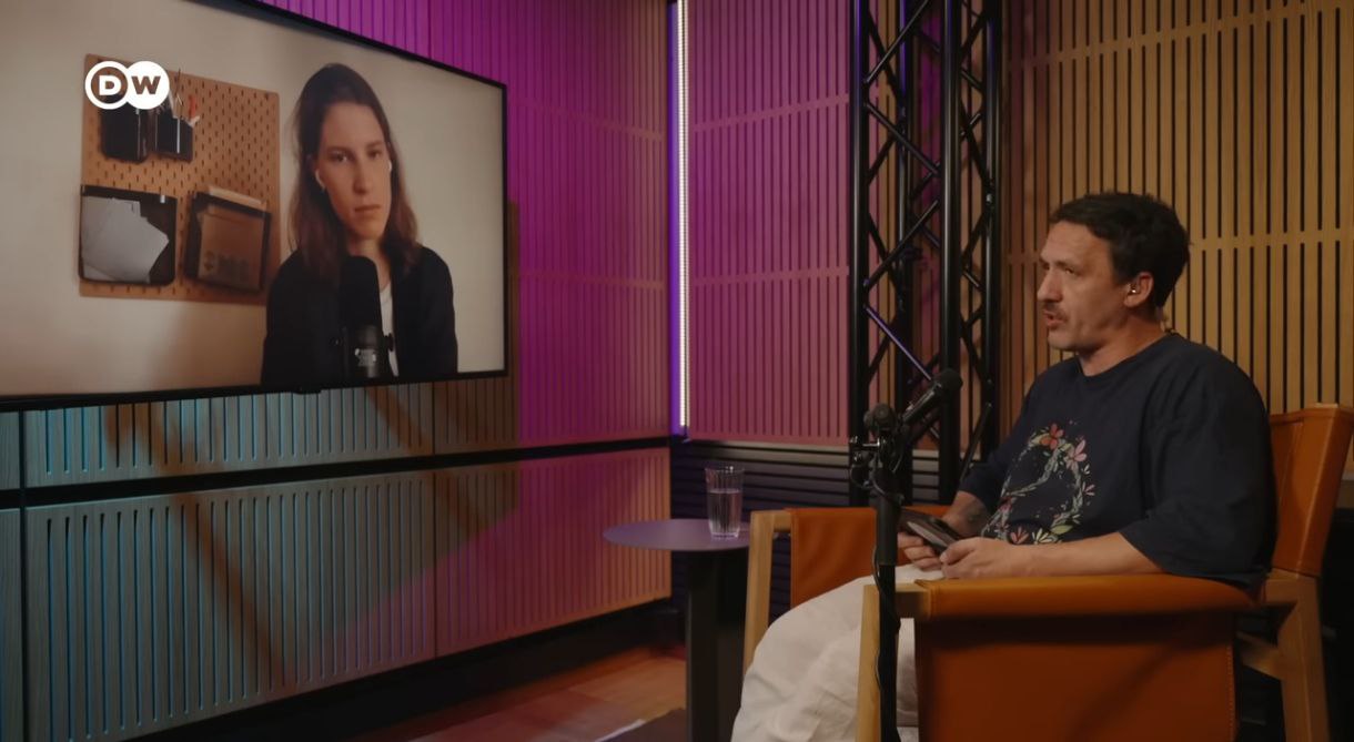 Все что нужно знать о сбежавших иноагентах