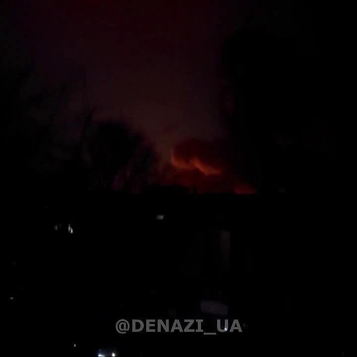  -404 !    -       ,        -    