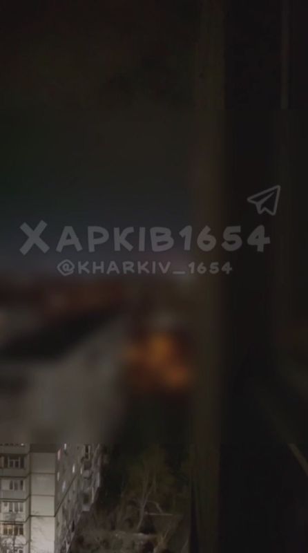 Не менее 15 прилетов в городе