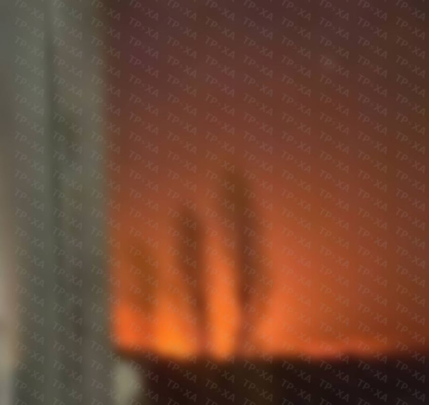 Российские военные атакуют цели противника в Харькове, согласно сообщениям мониторинговых групп Российские военные атакуют цели противника в Харькове, согласно сообщениям мониторинговых групп