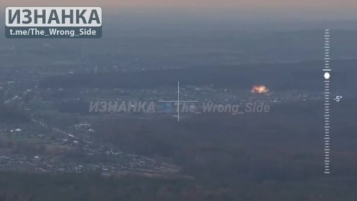 Российские войска ударами трех ФАБ-500 уничтожили расположение ВСУ в Подолах в Харьковской области, сообщает Telegram-канал “Изнанка”