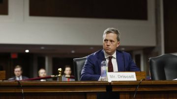 Министр сухопутных войск США Дэниел Дрисколл проводит встречи с представителями России в столице ОАЭ