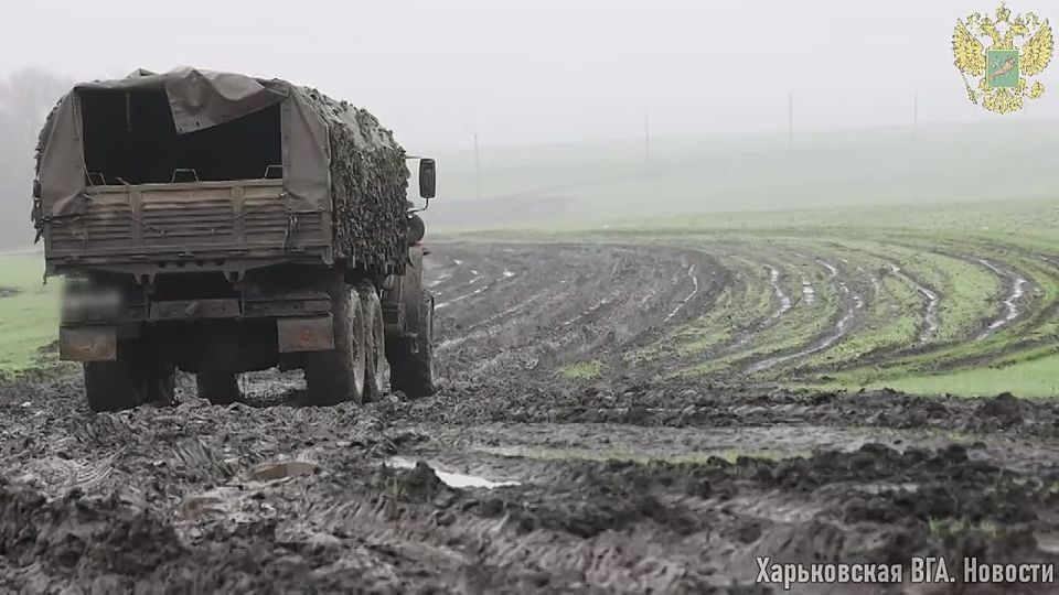 Военнослужащим одного из подразделений российской армии, воюющего на Харьковском направлении, сотрудники Военно-гражданской администрации доставили гуманитарный груз