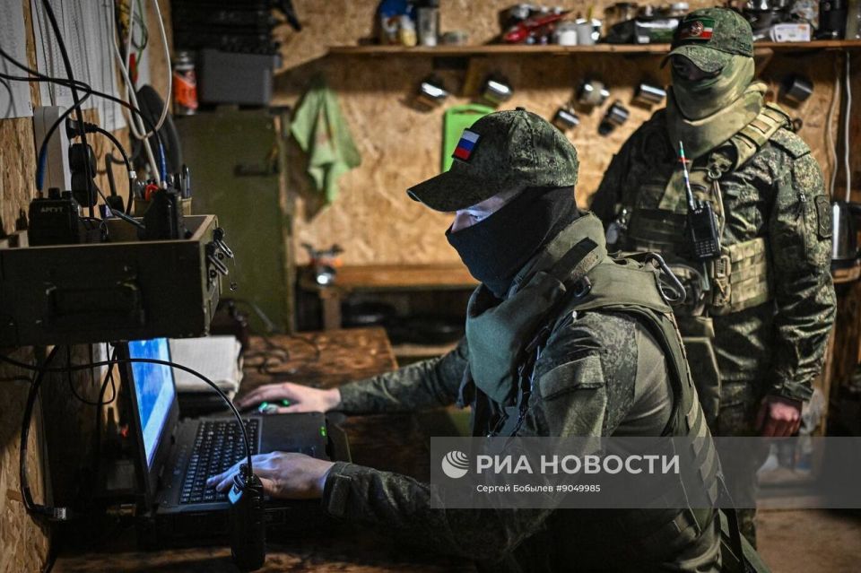 Боевая работа расчёта барражирующих боеприпасов «Куб» 288-й артиллерийской бригады группировки войск «Запад» на Купянском участке фронта Боевая работа расчёта барражирующих боеприпасов «Куб» 288-й артиллерийской бригады группировки войск «Запад» на Купянском участке фронта