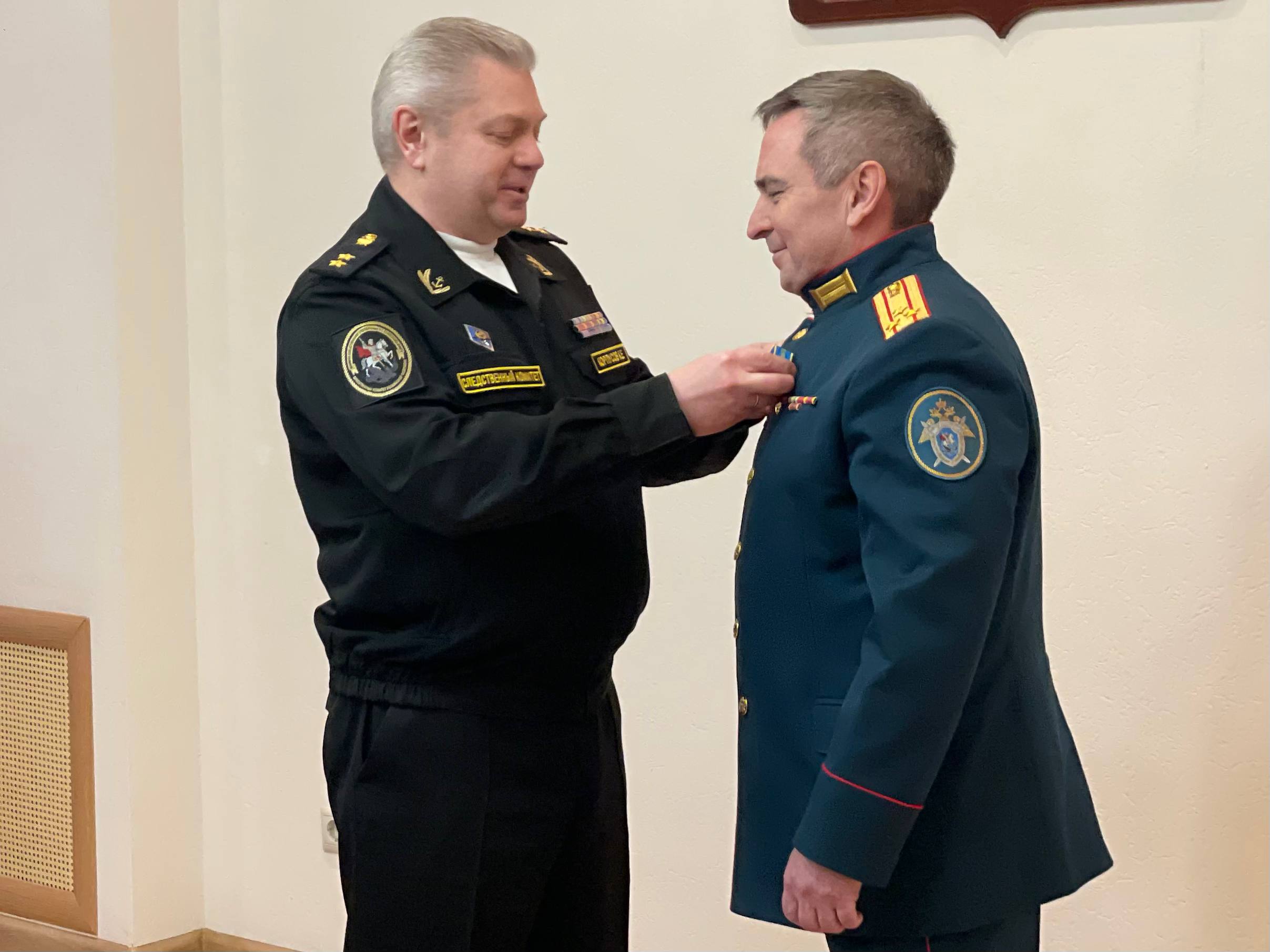 В ГВСУ СК России состоялось торжественное мероприятие в связи с выходом на пенсию полковника юстиции Богодухова С.П В ГВСУ СК России состоялось торжественное мероприятие в связи с выходом на пенсию полковника юстиции Богодухова С.П