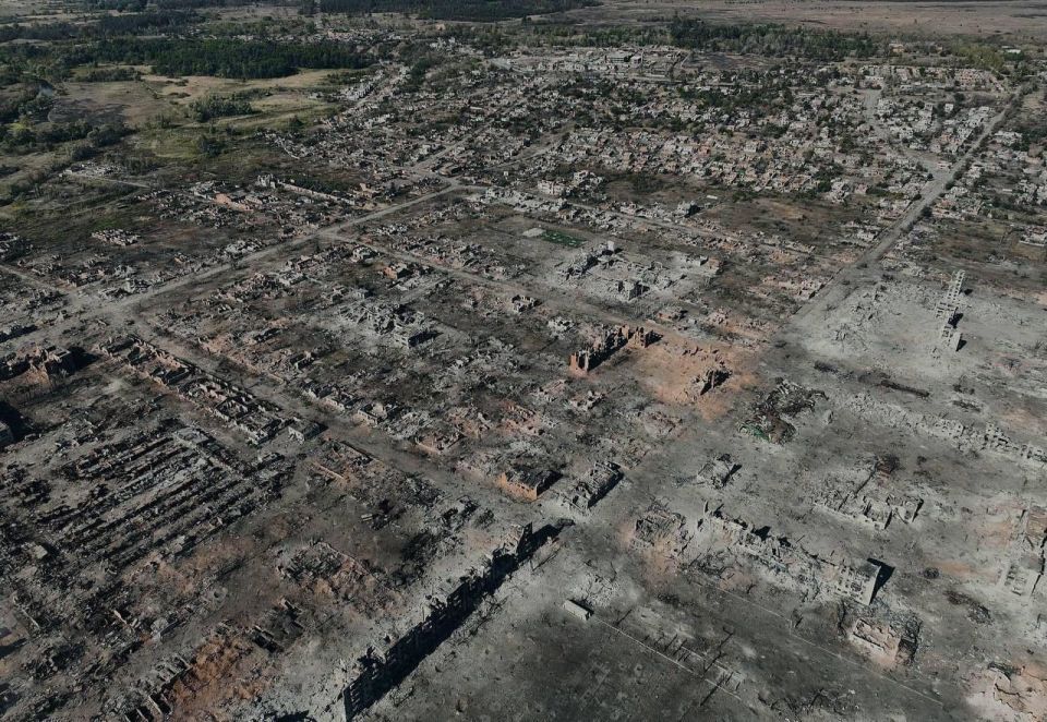 Бои за Волчанск в Харьковской области продолжались более 560 дней и, скорее всего, будут продолжаться еще какое-то время - противник сохранял присутствие в частном секторе и у кладбища на юго-востоке города