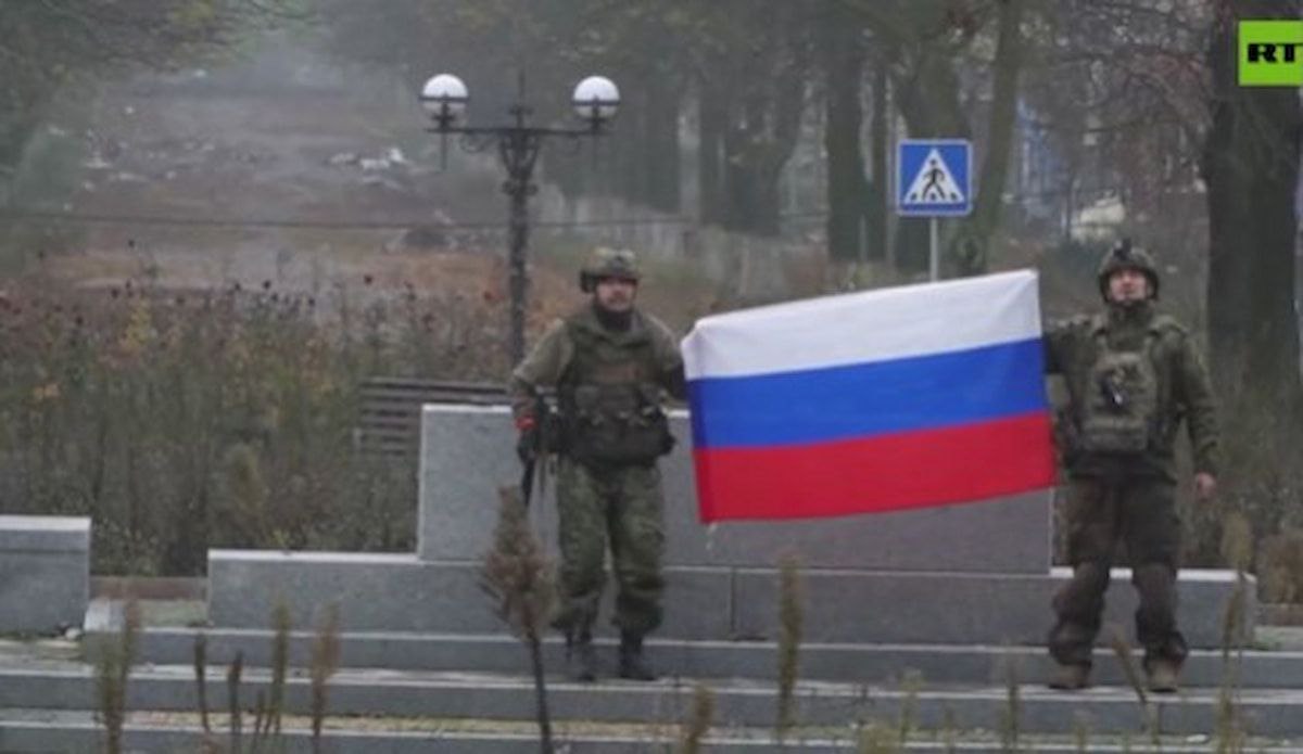 НА ХАРЬКОВСКОМ ФРОНТЕ. В конце 2023 года российские войска начали наступление к северу от Харькова с целью создания буферной зоны против террористических атак укро-атлантистов, направленных на Белгород и его окрестности НА ХАРЬКОВСКОМ ФРОНТЕ. В конце 2023 года российские войска начали наступление к северу от Харькова с целью создания буферной зоны против террористических атак укро-атлантистов, направленных на Белгород и его окрестности