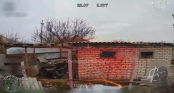 Российские войска ударом FPV-дрона уничтожили пункт управления и склад БК ВСУ в районе Купянска