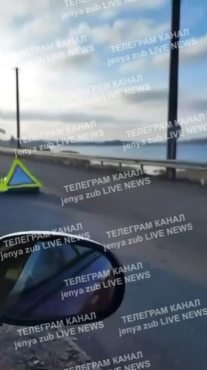 Видео одного из прилетов по Печенежской дамбе сегодня днем в Харьковской области