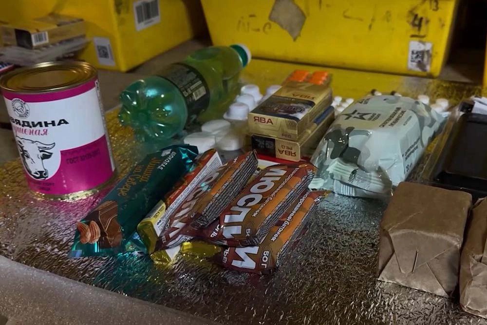 Кузя своих выручает. Дроны под Харьковом несут штурмовикам припасы вовремя Кузя своих выручает. Дроны под Харьковом несут штурмовикам припасы вовремя