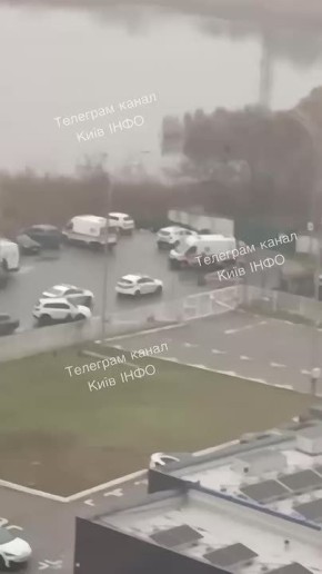 Взрыв в Киеве: у метро Харьковская погиб человек, второй ранен