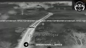 1 танковая армия сжигает машины ВСУ под Купянском, поддерживая правильную переговорную позицию зелебобиков в Берлине