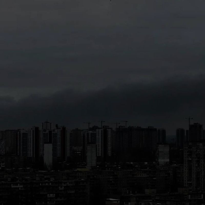 Киев погрузился в темноту! Киев погрузился в темноту!