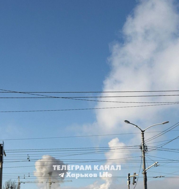 Продолжаются взрывы в Харькове Продолжаются взрывы в Харькове