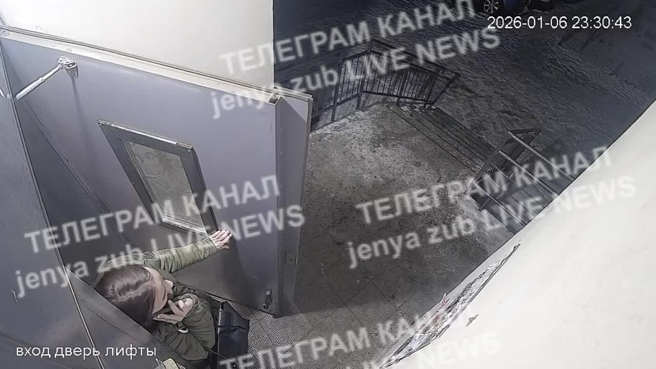 Бухой боевик в Харькове докопался до мирных на тему, служат они или нет