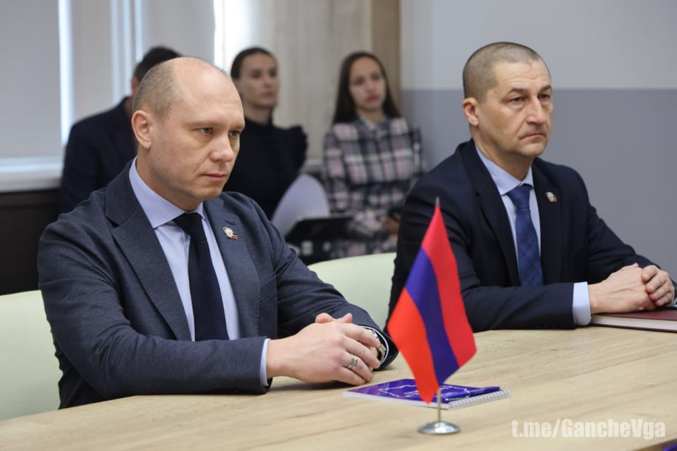 ������� ������: � ������ ������� ������� ������� ���������� �������, ��� ����� ������� � ������ ������� �������� ������������ ����������