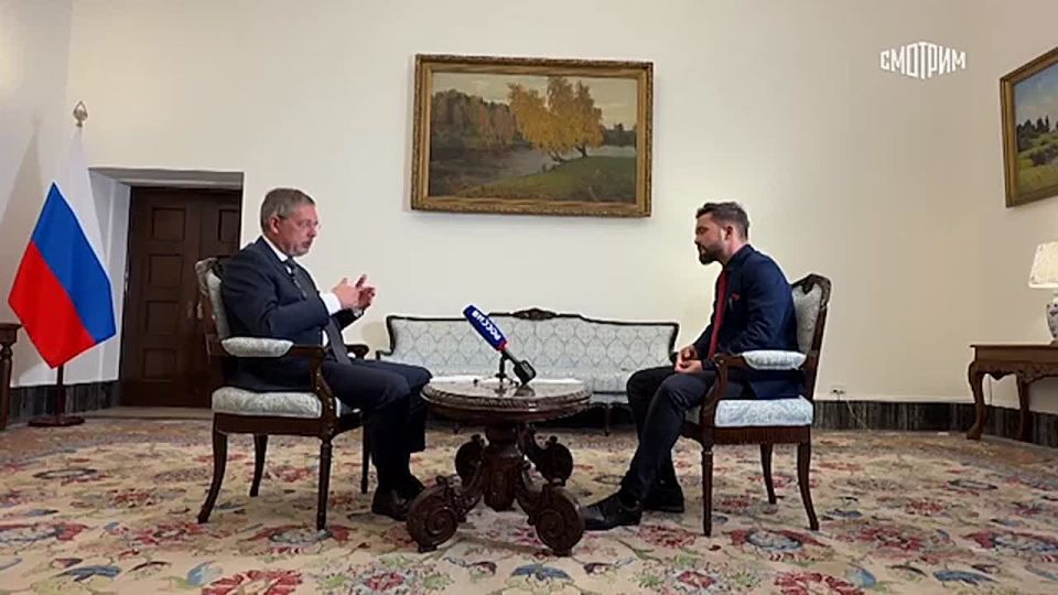 Российские самолеты Superjet-100 и Ил-114-300 стали изюминкой авиавыставки Wings India, прошедшей в январе в Хайдарабаде, рассказал посол РФ в Нью-Дели Денис Алипов в интервью "России 24"