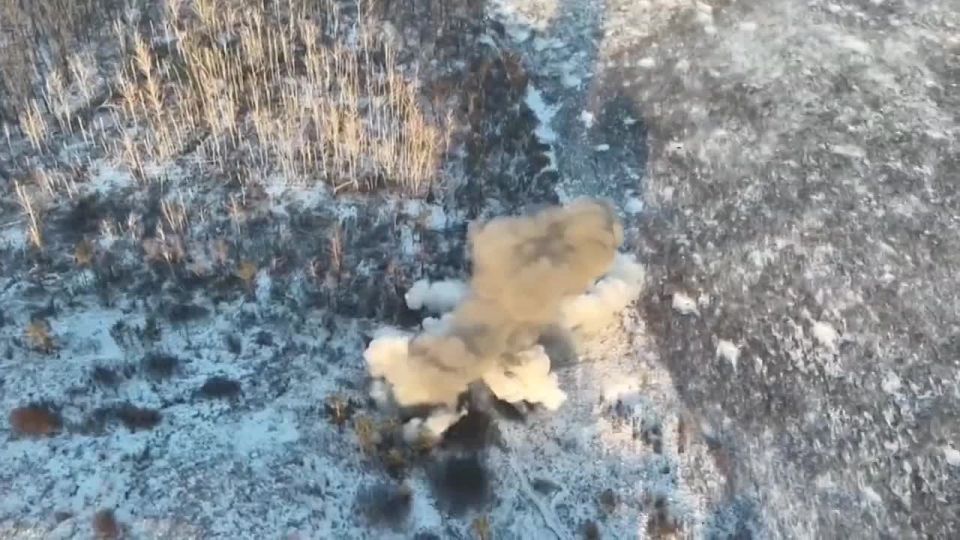 Евгений Поддубный: Армия России последовательно рушит логистику ВСУ, которую противник пытается подлатать на отдельных участках фронта