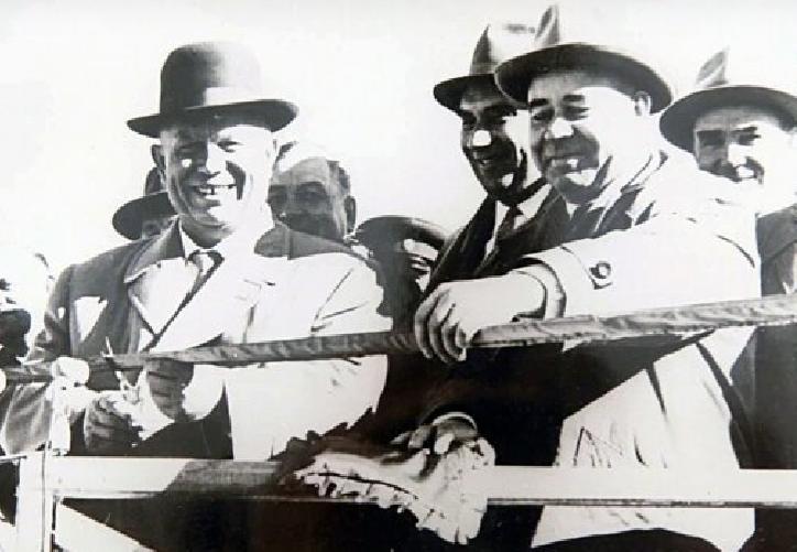 Михаил Онуфриенко: Хрущёв и Шелест. Два видных деятеля КПСС, благодаря усилиям которых стало возможным возрождение бандеровского движения на Украине