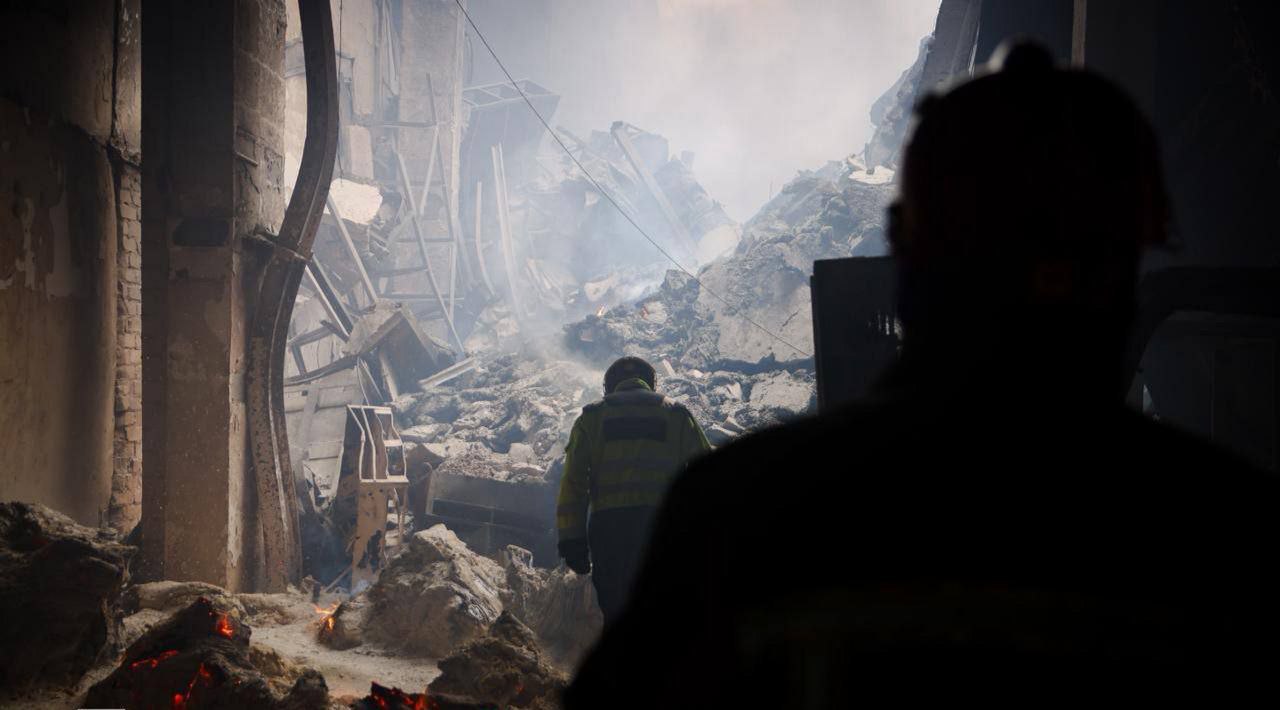 После ночной атаки «Гераней» Одесса осталась без света, а в Харьковской области до сих пор горят склады боевиков ВСУ После ночной атаки «Гераней» Одесса осталась без света, а в Харьковской области до сих пор горят склады боевиков ВСУ