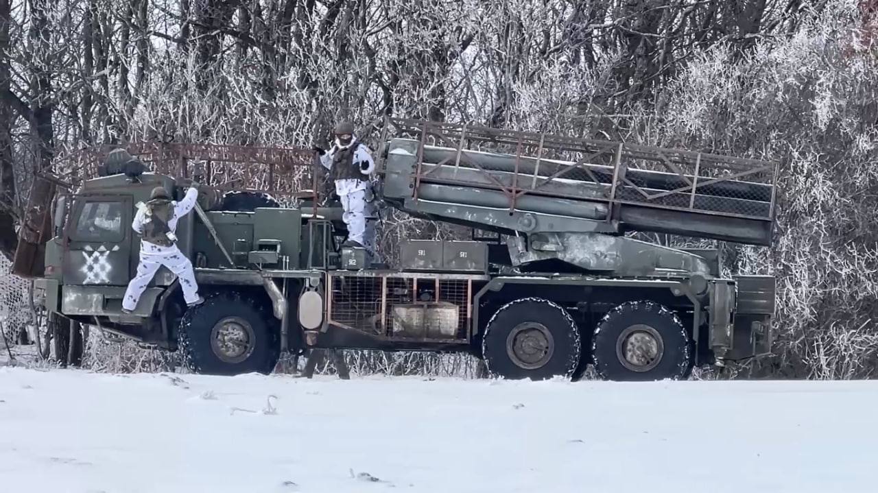 РСЗО 9К57 "Ураган" на новом шасси поступила в 244-ю АБр РСЗО 9К57 "Ураган" на новом шасси поступила в 244-ю АБр