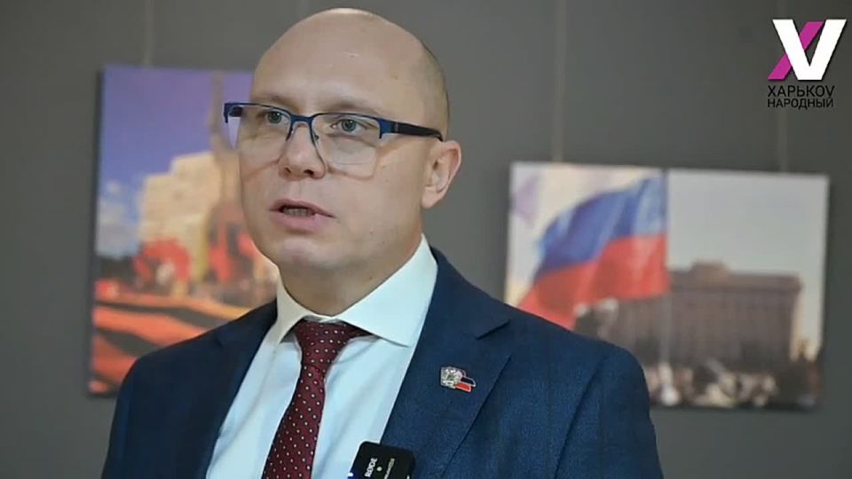 Участник Харьковской весны Глава ВГА Харьковской области Виталий Ганчев рассказал о выставке "Харьковская весна", которая прошла в г. Донецк