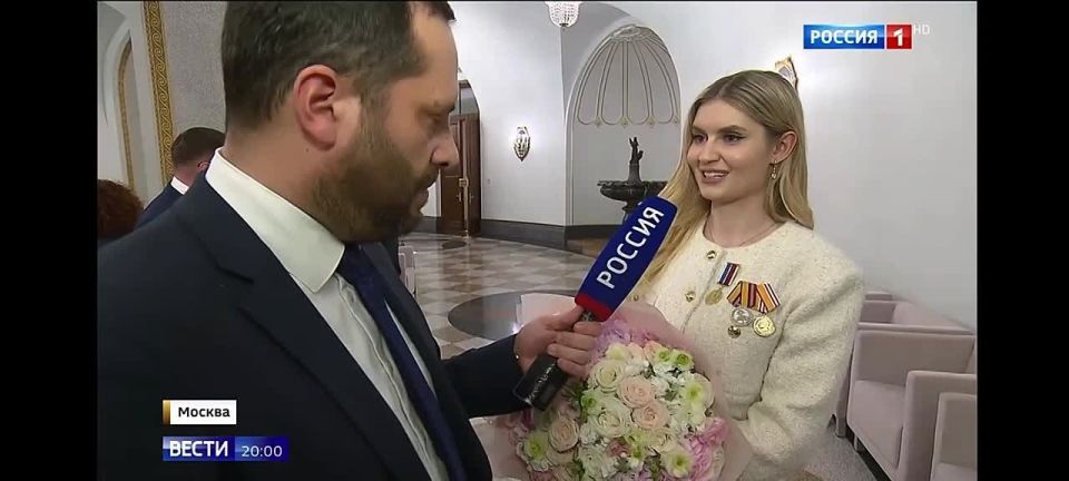 В преддверии Международного женского дня Владимир Владимирович встретился с выдающимися представительницами прекрасного пола, с теми, кто вносит неоценимый вклад в развитие нашей страны