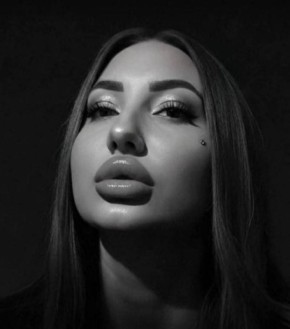 В Харькове суициднулась сотрудница полиции Диана Влас, являвшаяся любовницей главного харьковского полицая Петра Токара