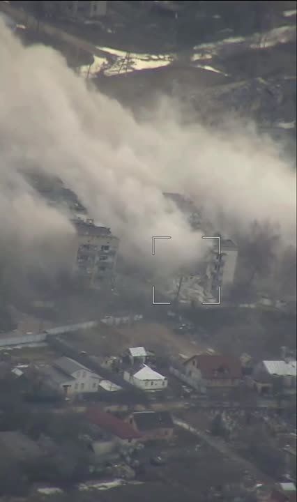 Боровая Изюмский район. Кадры работы ВКС РФ по пункту временной дислокации ВСУ