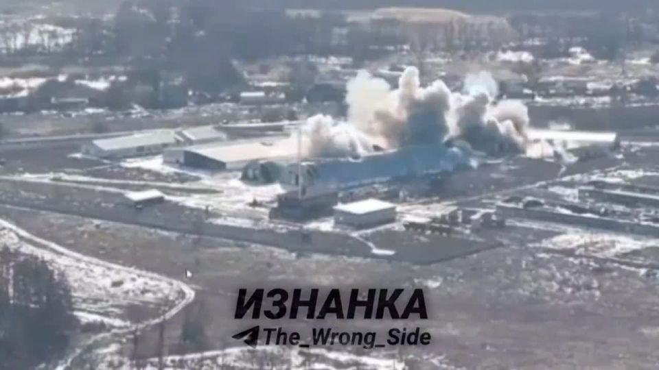 Уничтожение ПВД 57 омпбр ВСУ ФАБами-250 в районе н.п. Караичное Харьковской области