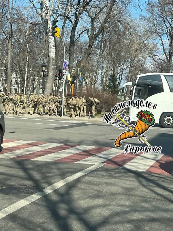 Ситуация вокруг завтрашнего заседания Рады накаляется Ситуация вокруг завтрашнего заседания Рады накаляется