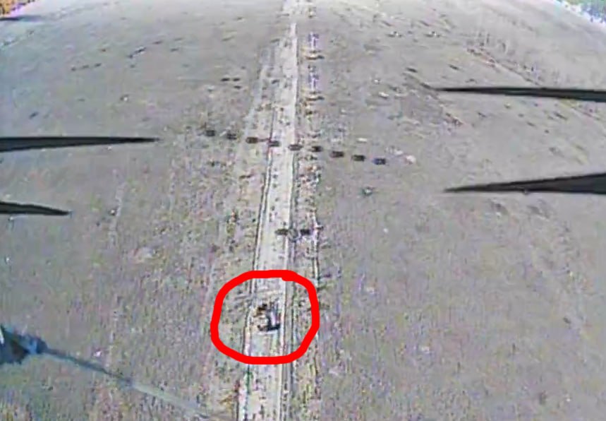 Количество потерь техники ВСУ из-за минирования прифронтовых дорог продолжает расти Количество потерь техники ВСУ из-за минирования прифронтовых дорог продолжает расти