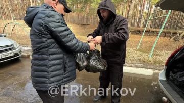 В приграничном Шебекино волонтёры Центра помощи «Единой России» провели очередную гуманитарную акцию