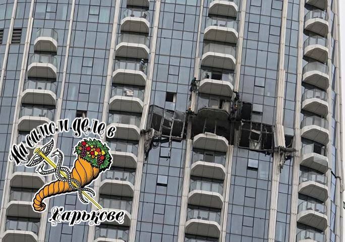 Дурень с писаной торбой. Зеленский не оставляет надежды «впарить» арабам свой бесполезный хлам в виде дронов-перехватчиков Дурень с писаной торбой. Зеленский не оставляет надежды «впарить» арабам свой бесполезный хлам в виде дронов-перехватчиков