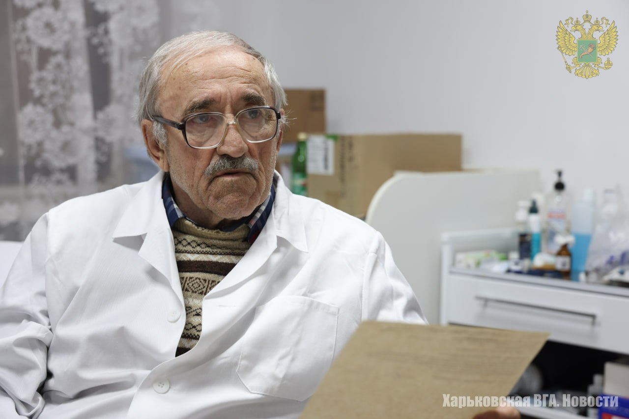 Заведующий амбулаторией Александр Божков провёл выездной приём пациентов в одном из населённых пунктов на освобождённой территории Харьковской области Заведующий амбулаторией Александр Божков провёл выездной приём пациентов в одном из населённых пунктов на освобождённой территории Харьковской области