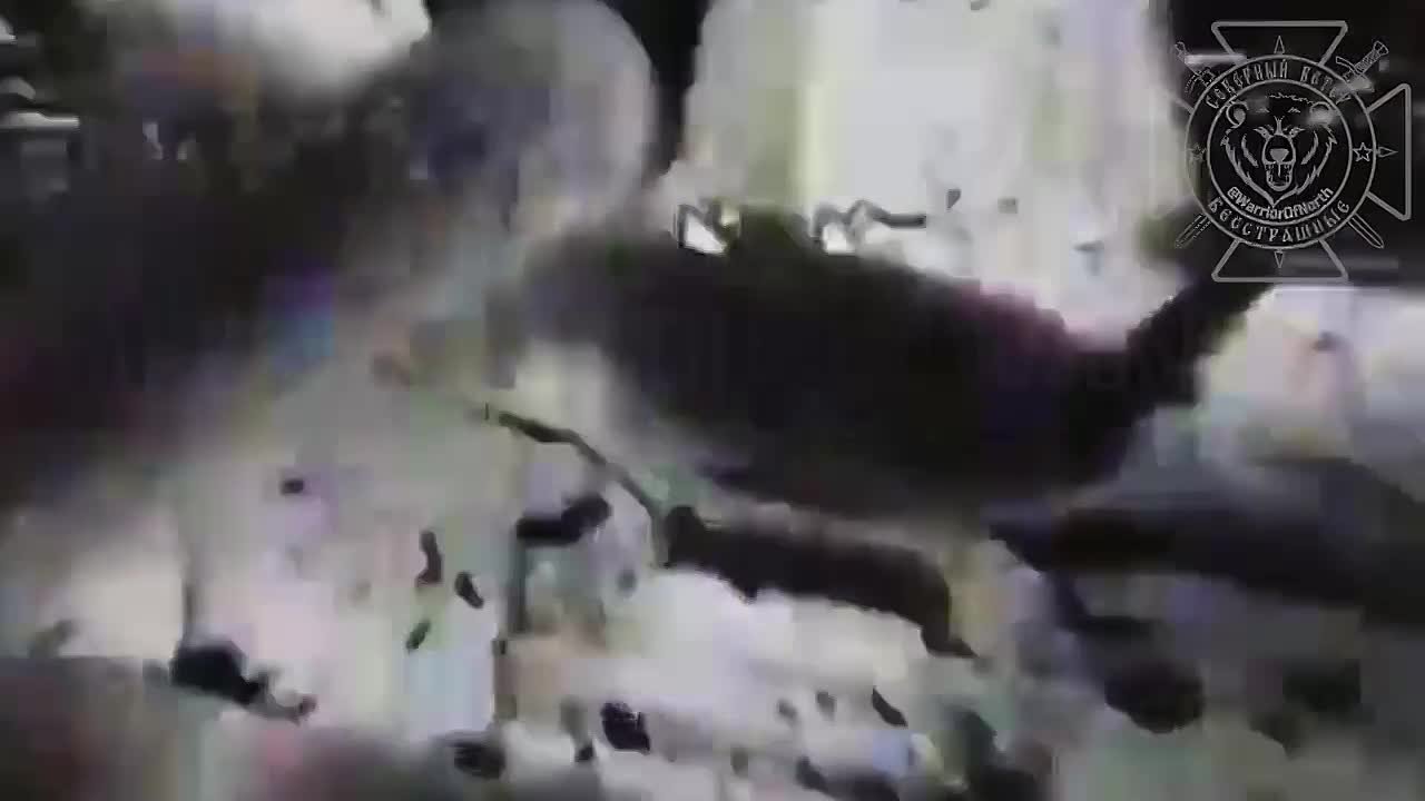 Поражение ФПВ дроном украинского Т-72 в районе Ольховатки Харьковской области