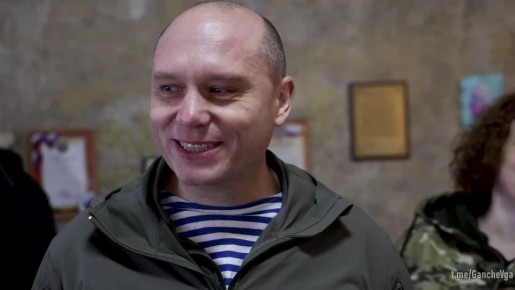 Глава ВГА Харьковской области посетил производство, где выпекаются пасхальные куличи для людей, проживающих на освобождённой территории региона